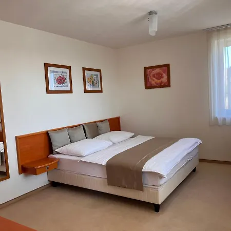 Chance Apartman-birdland Villapark Buekfuerdo Bük